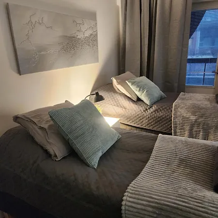 Viihtyisae Korkealuokkainen, Tilava Ja Parvekkeellinen Yksioe Logomolla 1-2hloe Apartamento Turku