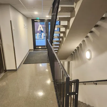 Viihtyisae Taeysin Kalustettu Ja Varustettu Yksioe Logomolla 1vrk-36kk *