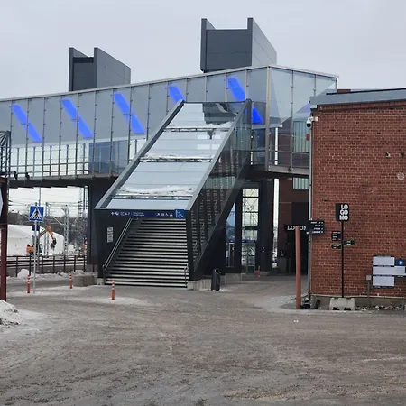 Viihtyisae Korkealuokkainen, Tilava Ja Parvekkeellinen Yksioe Logomolla 1-2hloe Апартаменты Турку