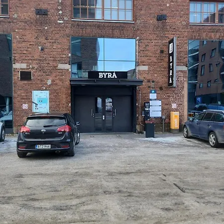 Apartamento Viihtyisae Korkealuokkainen, Tilava Ja Parvekkeellinen Yksioe Logomolla 1-2hloe *