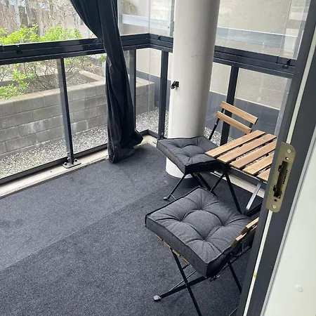 Viihtyisae Korkealuokkainen, Tilava Ja Parvekkeellinen Yksioe Logomolla 1-2hloe * Turku