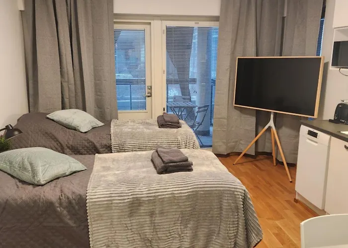 Viihtyisae Korkealuokkainen, Tilava Ja Parvekkeellinen Yksioe Logomolla 1-2hloe Turku