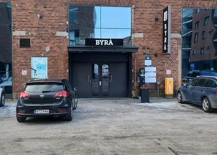 Apartamento Viihtyisae Korkealuokkainen, Tilava Ja Parvekkeellinen Yksioe Logomolla 1-2hloe *