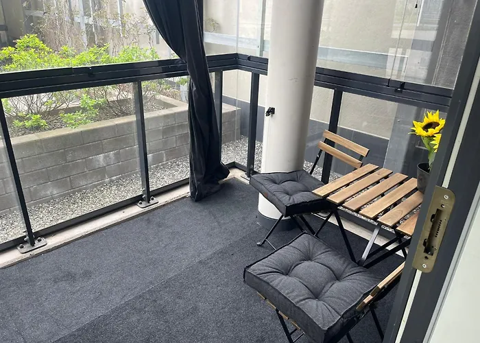 Apartamento Viihtyisae Korkealuokkainen, Tilava Ja Parvekkeellinen Yksioe Logomolla 1-2hloe *